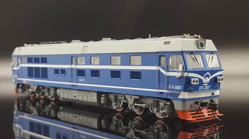 東風(fēng)4C內(nèi)燃機(jī)車